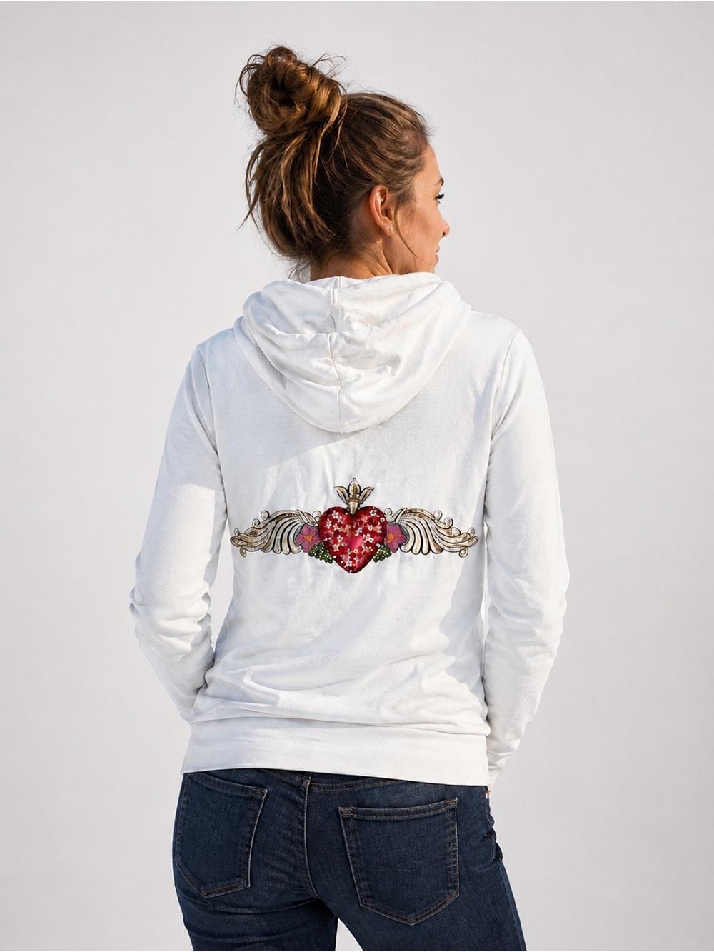 Twisted Heart Y2K Inspired White Zip-Up Hoodie – Women’s M?